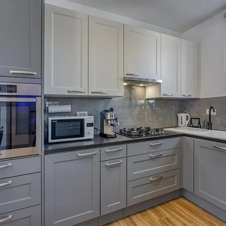 Apartman Queen Jelena - Happy *