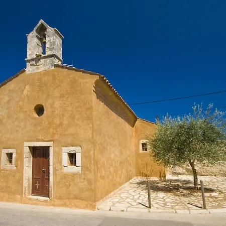 Apartman Queen Jelena - Happy Galizana